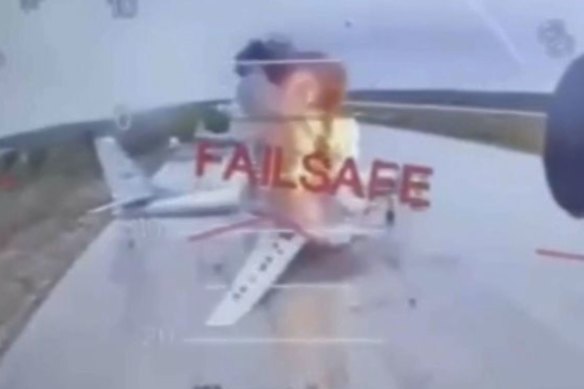 Aún obtenida de las imágenes de las fuentes en los servicios de seguridad ucranianos, mostró que los escáneres ucranianos drones dentro de la región rusa.