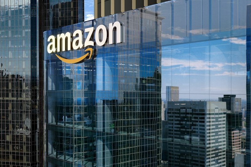 The first tower at the 555 Collins Street project will be anchored by Amazon and Aware Super.