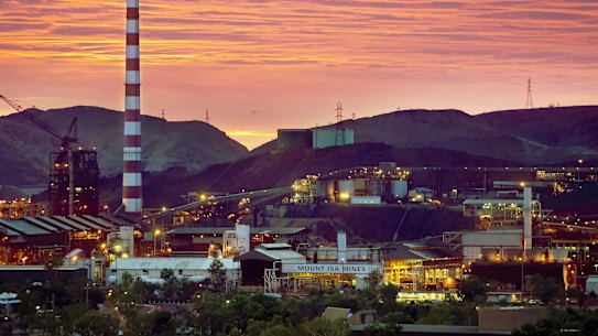 Glencore will receive up to $600 million in taxpayer funds over three years.