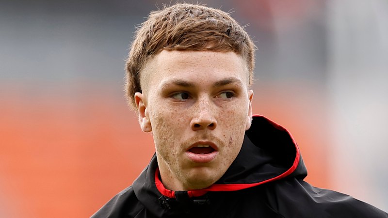 St Kilda player to face hearing over alleged homophobic slur