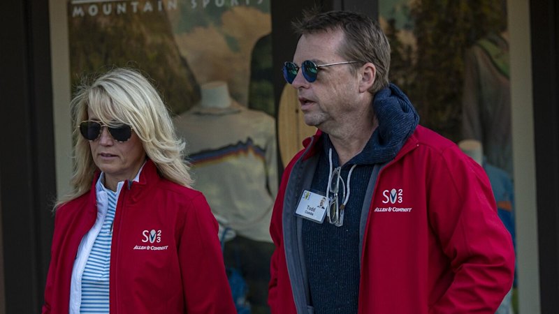 Toss Combs leaves Warren Buffett’s Berkshire Hathaway for JPMorgan