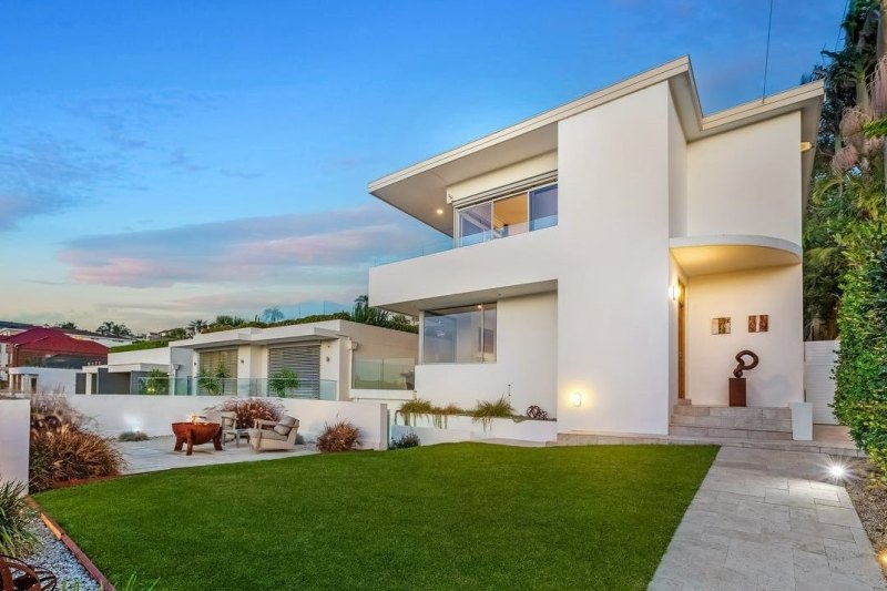 The Dover Heights residence recently bought by billionaire Kei Chie Wong for $8.3 million.