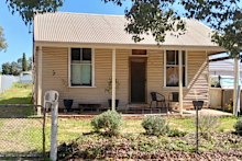 Price slashed to $99,000 for century-old outback tin cottage.