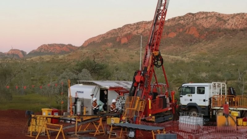 Larvotto launches M Hammer bid for bolt-on Qld copper