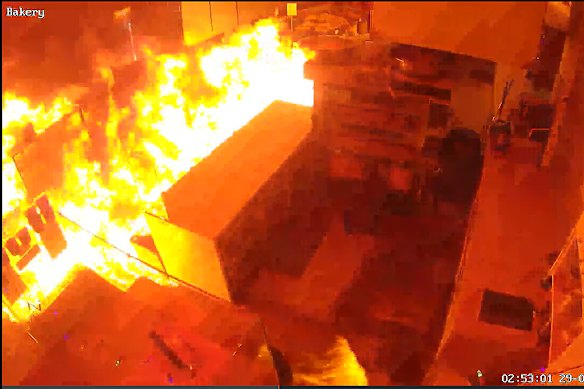 business CCTV cameras captured the moment the fire ignited and filled Sonsa Market with smoke and flames.