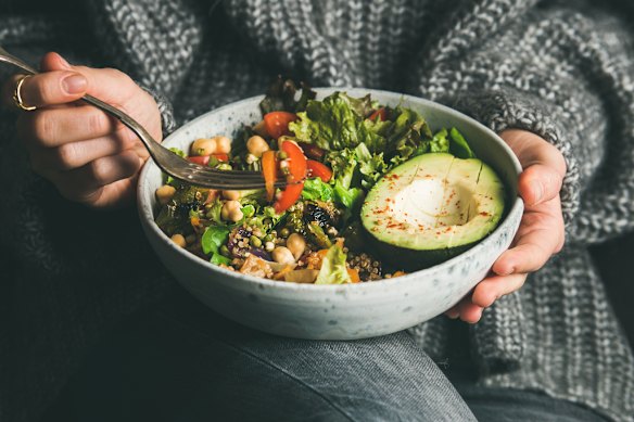 Choose unprocessed foods that are high in fibre and nutrients for long-term weight maintenance.