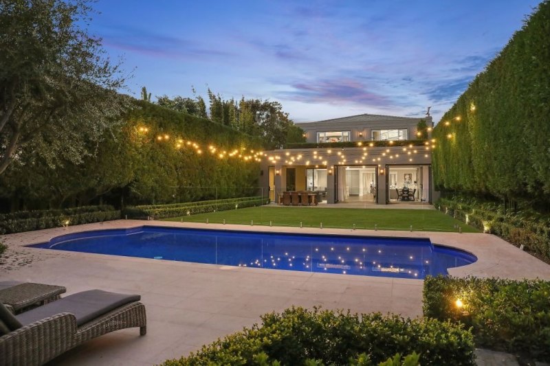 The Vaucluse home of Real Housewives of Sydney’s Nicole O’Neil is back up for grabs.