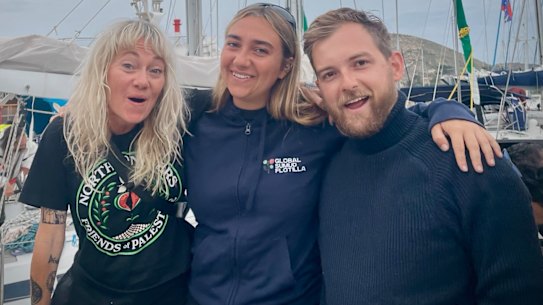 Juliet Lamont is pictured here with daughter Isla Lamont and Zack Schofield. They are now in Ketziot Prison.