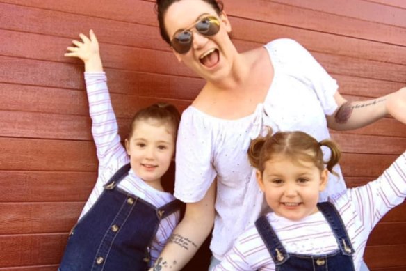 Rachel van Oyen with her twin daughters, Macey and Riley, who died in a crash last year.