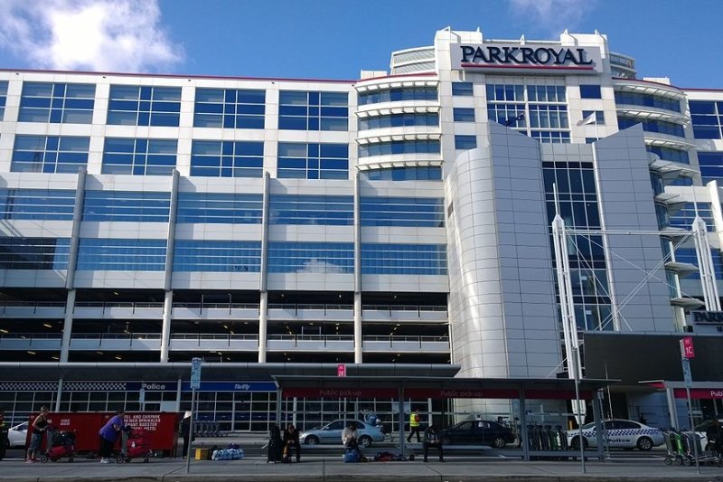 The Parkroyal above the main car park opened in 2001 as the Hilton.