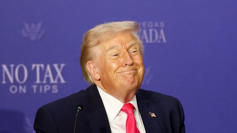 Trump and Iranian foreign minister say Strait of Hormuz is fully open