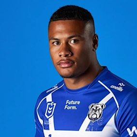 Bulldogs recruit Finau Latu.