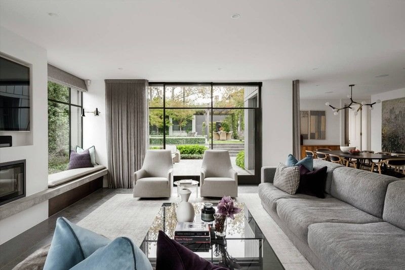 Simon Crowe’s Toorak home is an entertainer’s dream.