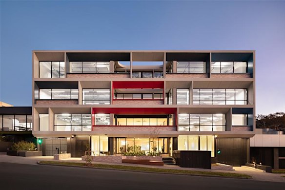 26 Hall Street, East Hawthorn.
