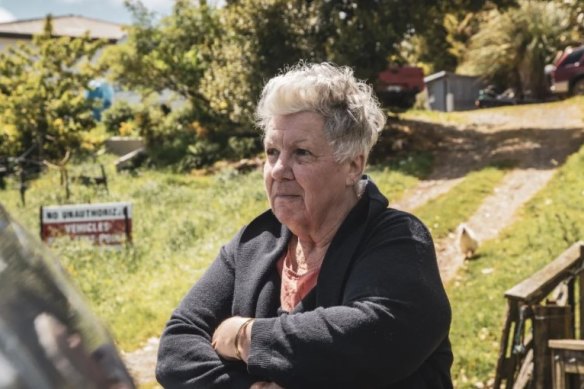 Rachael Membery, who lives near Otorohanga, says Phillips is giving his kids a good education.