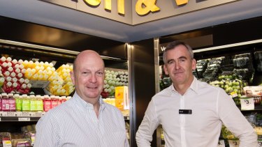 Woolworths chairman Gordon Cairns and chief executive Brad Banducci will face a grilling on underpayments at today's AGM.