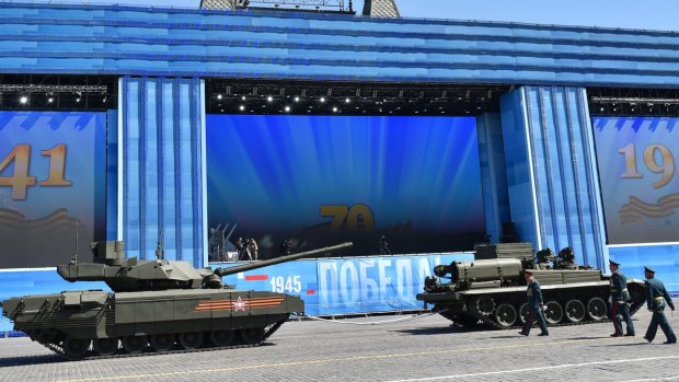 Russias T 14 Armata Tank Breaks Down Before Its Parade Debut