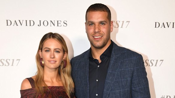 Buddy Franklin to miss race day with wife Jesinta Franklin as he recovers  from surgery