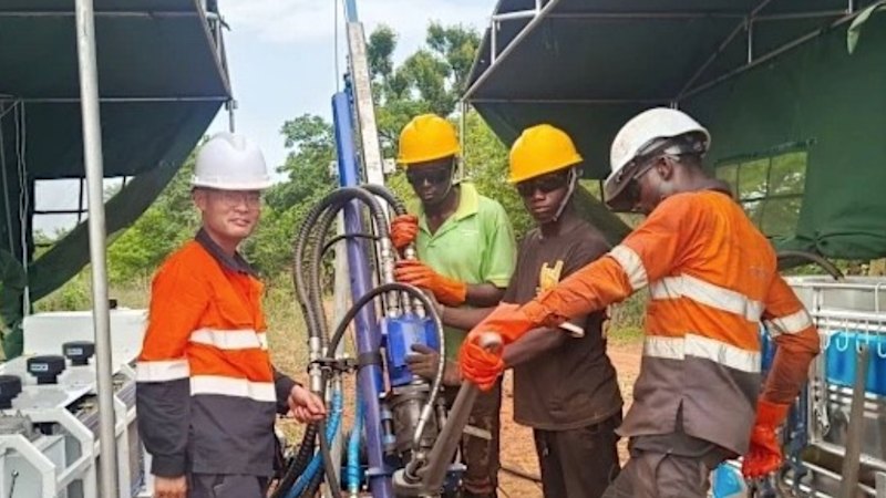 Aurum drills into more high-grade gold at Napié