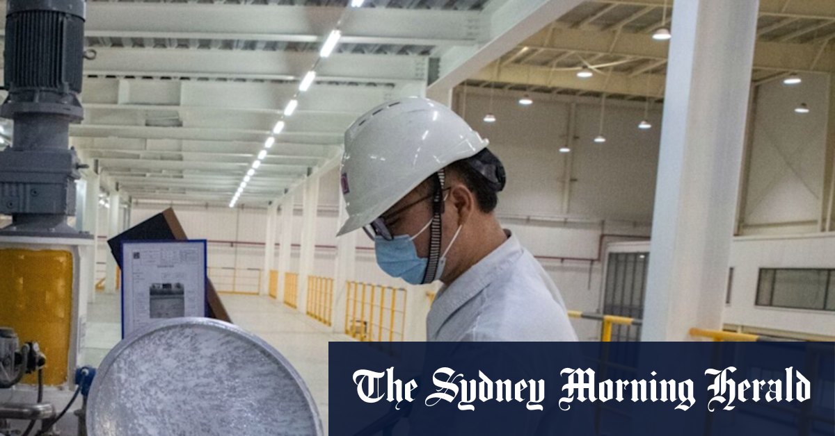 Tycoon’s fortune makes six grandchildren billionaires