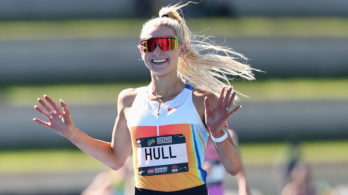 Jess Hull would have been DQ if she didnt fall - LetsRun.com