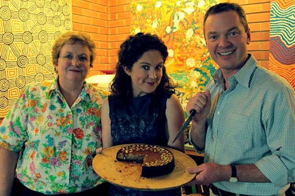 Annabel Crabb with Amanda Vanstone and Christopher Pyne in the first episode of Kitchen Cabinet in 2012. 