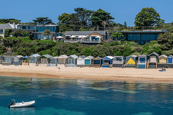 Nick and Camilla Speer person  sold their Portsea formation  house.