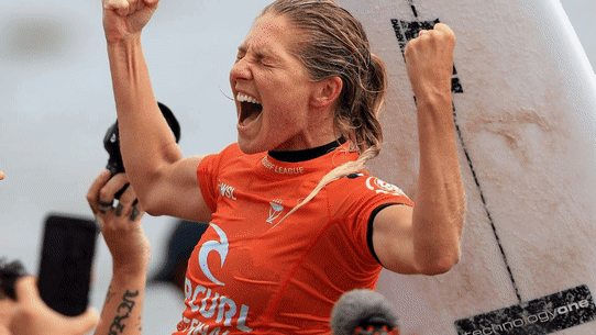 Steph Gilmore GIF
