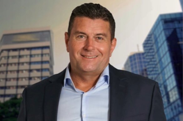 Veteran broadcaster Bill McDonald has left 4BC.