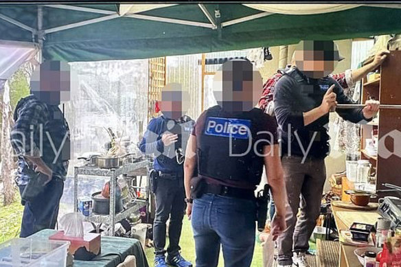 The Daily Mail report that this image is taken from footage of a 27-minute siege.