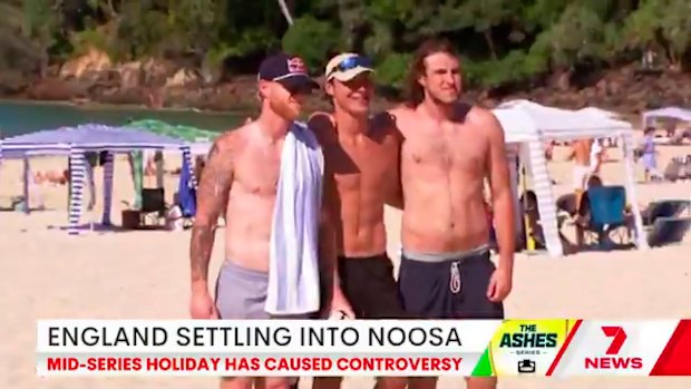 England cricketers in Noosa.
