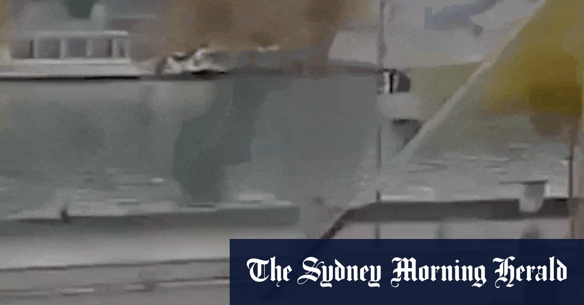 Louvre heist was inside job, detectives believe