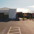The mother of a young boy who suffered an allergic reaction while in childcare says the centre didn't administer allergy medication despite the emergency.