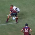 Fraser McReight scores a stunning Reds try against the Highlanders.
