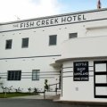 Gippsland brothers Simon and Terry Peavey bought the old art deco Fish Creek pub recently and have given the old girl a much-needed overhaul.