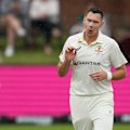 Dan Brettig and Adam Collins analyse a rain shortened day one in Gqeberha, as Nathan Lyon misses out and Scott Boland shows why.