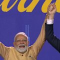 A crowd of 35,000 people greeted Indian PM Narendra Modi in Melbourne overnight.