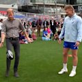 Prince Harry showed up at Western Bulldogs training on Wednesday.