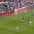 Manchester United go down 1-0 against Fulham after an own goal from Lisandro Martinez.