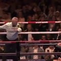 Olexandr Usyk retains after a shock stoppage.