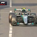 F1 championship leader Kimi Antonelli will start the Azerbaijan Grand Prix from deep in the field after crashing out in the opening part of qualifying.
