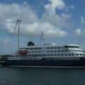 The first group of passengers quarantined in Western Australia after returning from a cruise ship struck by hantavirus, have left the facility.