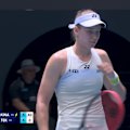 Elena Rybakina beats Iga Swiatek to reach the Australian Open semi finals.