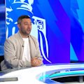 Manchester United are in complete disarray as Craig Foster and Tommy Oar take a look at the famed club's woes.
