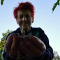 A Perth grandmother is leading the charge to make human composting legal in Australia, in a push to opt for a more environmentally friendly way to deal with death.