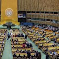 Dozens of delegates at the United Nations walked out of the hall when Israeli Prime Minister Benjamin Netanyahu began his speech to the General Assembly meeting of world leaders.