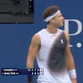 Ben Shelton sends the US Open final against Alexander Zverev into a fourth set.