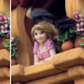 A Rapunzel animatronic at Tokyo Disneyland has been attacked by birds.