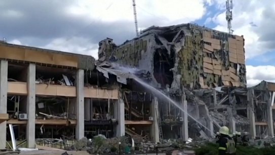 Russia has claimed it has taken full control of the Ukrainian city Mariupol.