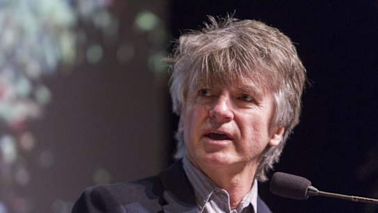 Neil Finn joins Fleetwood Mac after Lindsey Buckingham 'fired'